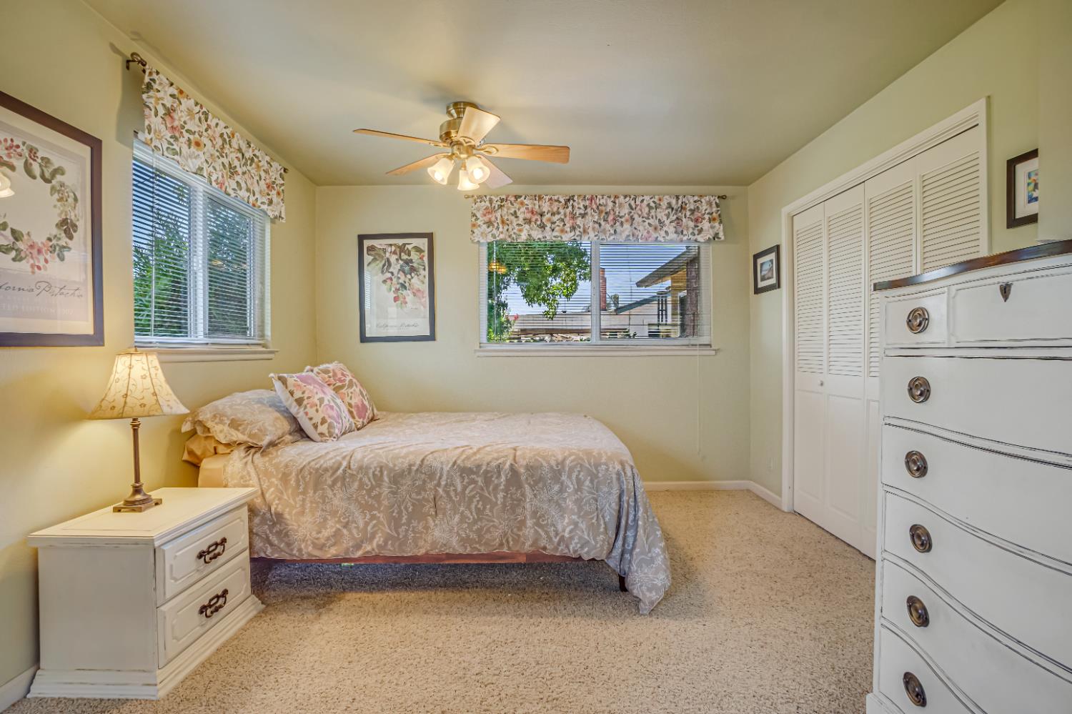2545 Dewitt Ave, Clovis, CA 93612