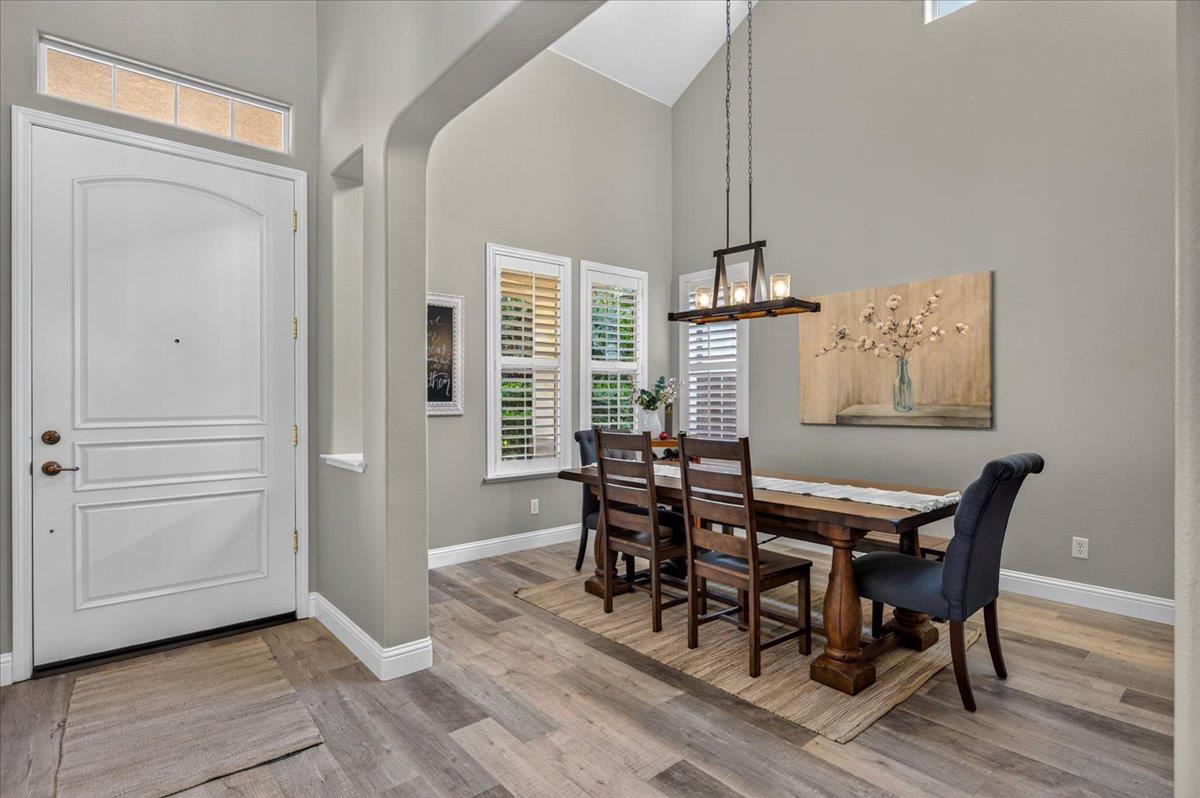 1943 N Douglas Ave, Clovis, CA 93619