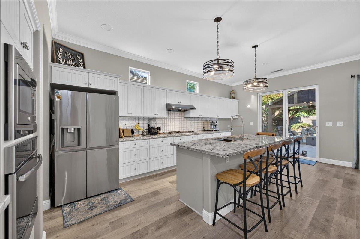 1943 N Douglas Ave, Clovis, CA 93619