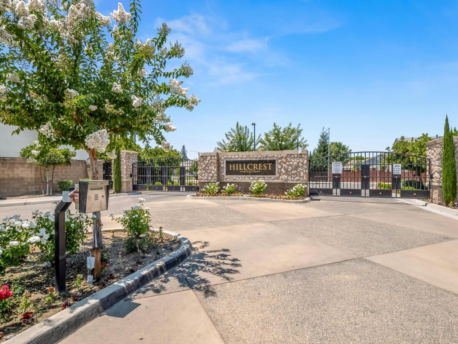 2222 Carson Ave, Clovis, CA 93611