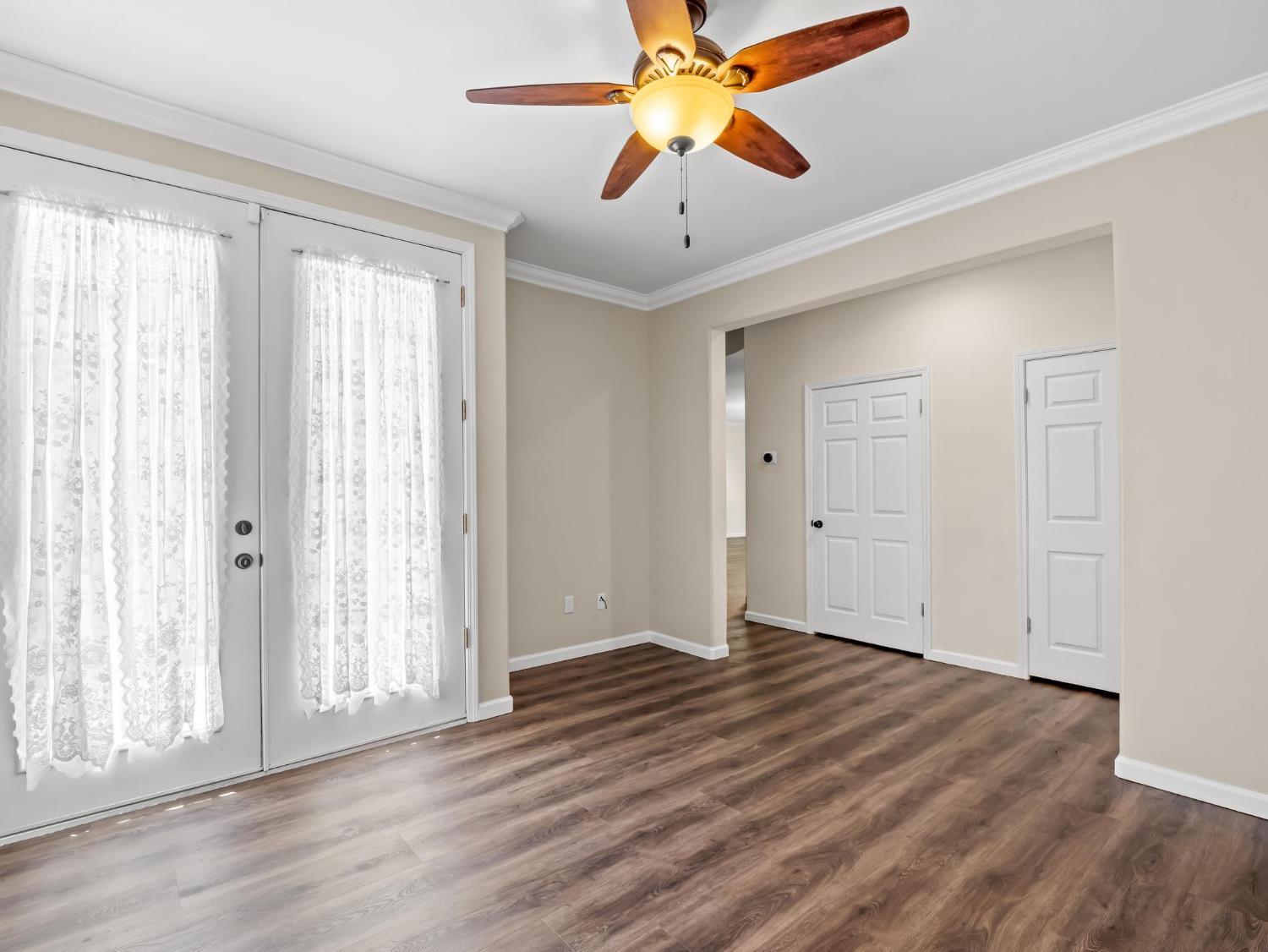 2222 Carson Ave, Clovis, CA 93611