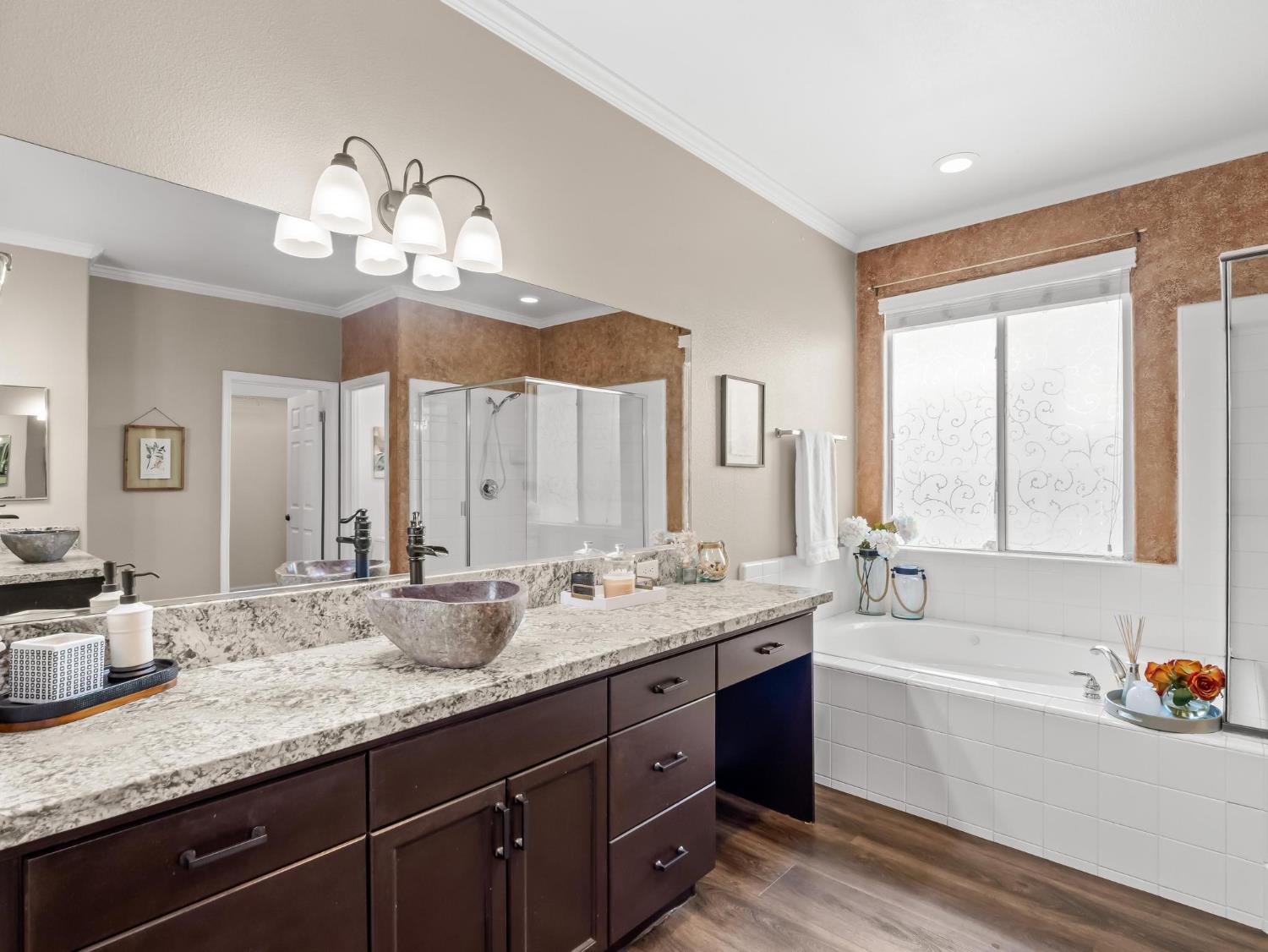2222 Carson Ave, Clovis, CA 93611