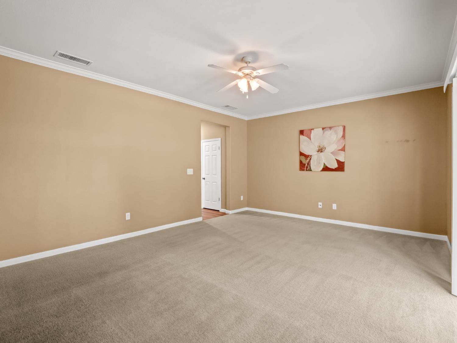 2222 Carson Ave, Clovis, CA 93611