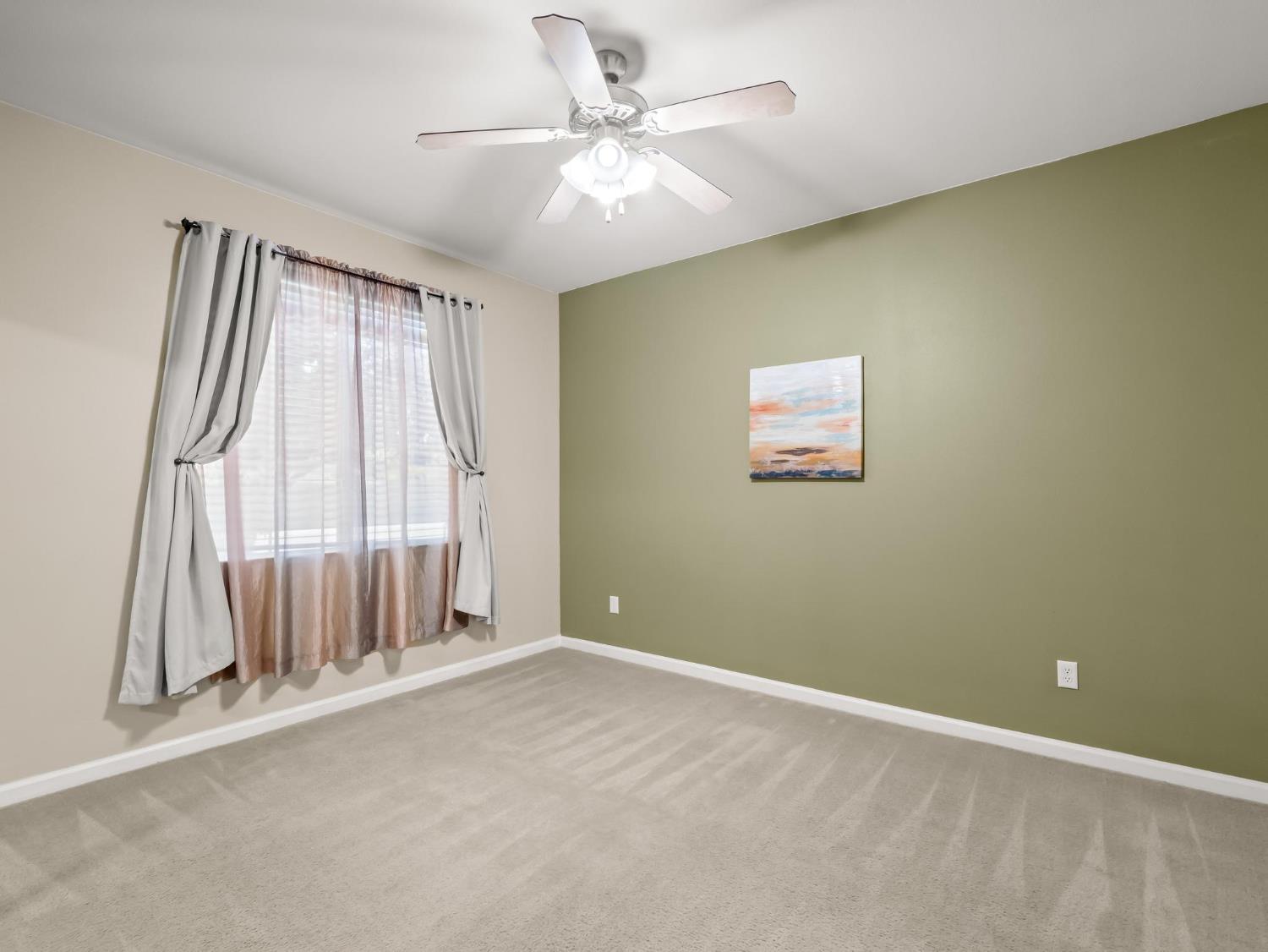 2222 Carson Ave, Clovis, CA 93611