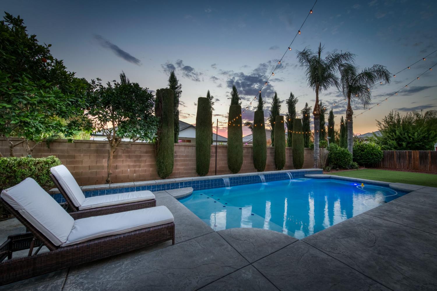 1802 N Kaweah Ave, Clovis, CA 93619