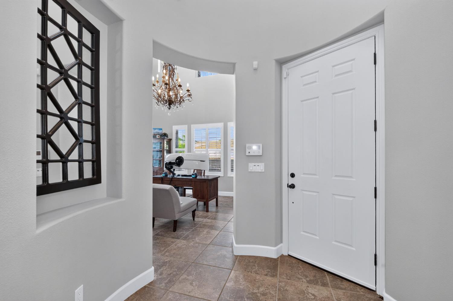 1802 N Kaweah Ave, Clovis, CA 93619