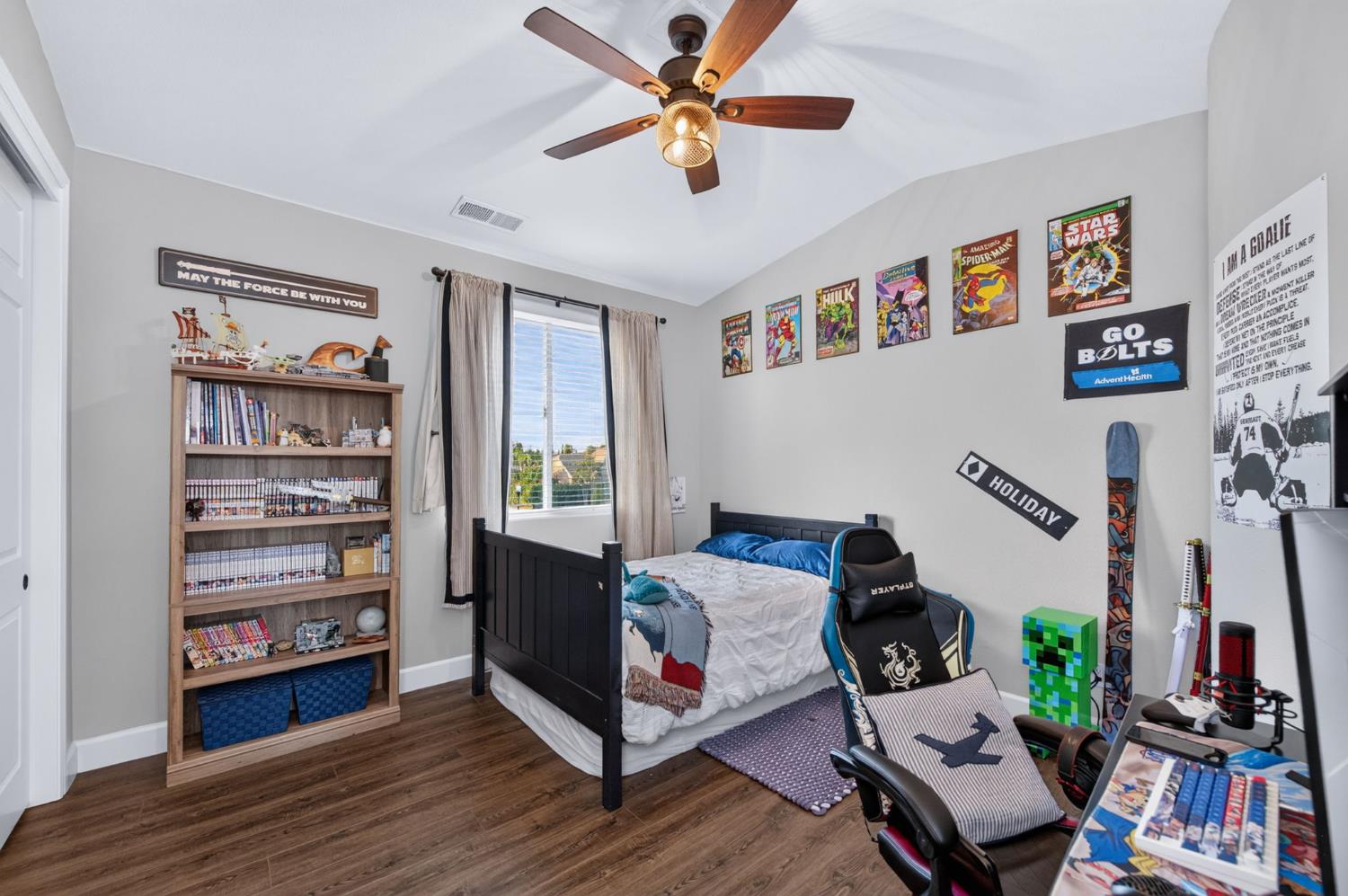 1802 N Kaweah Ave, Clovis, CA 93619