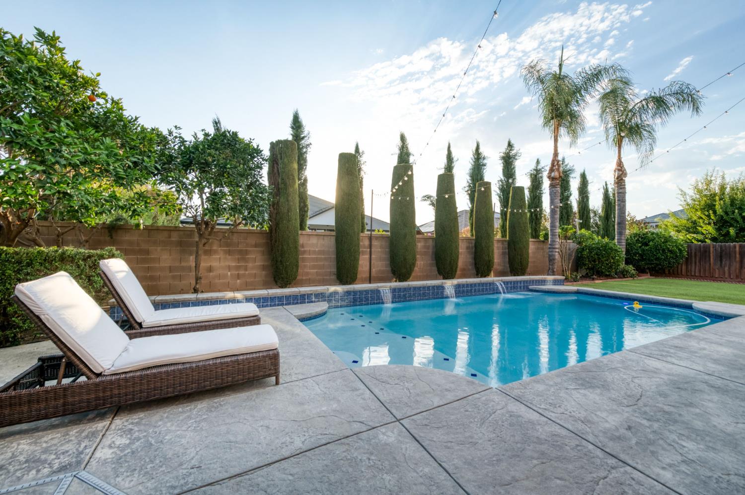 1802 N Kaweah Ave, Clovis, CA 93619