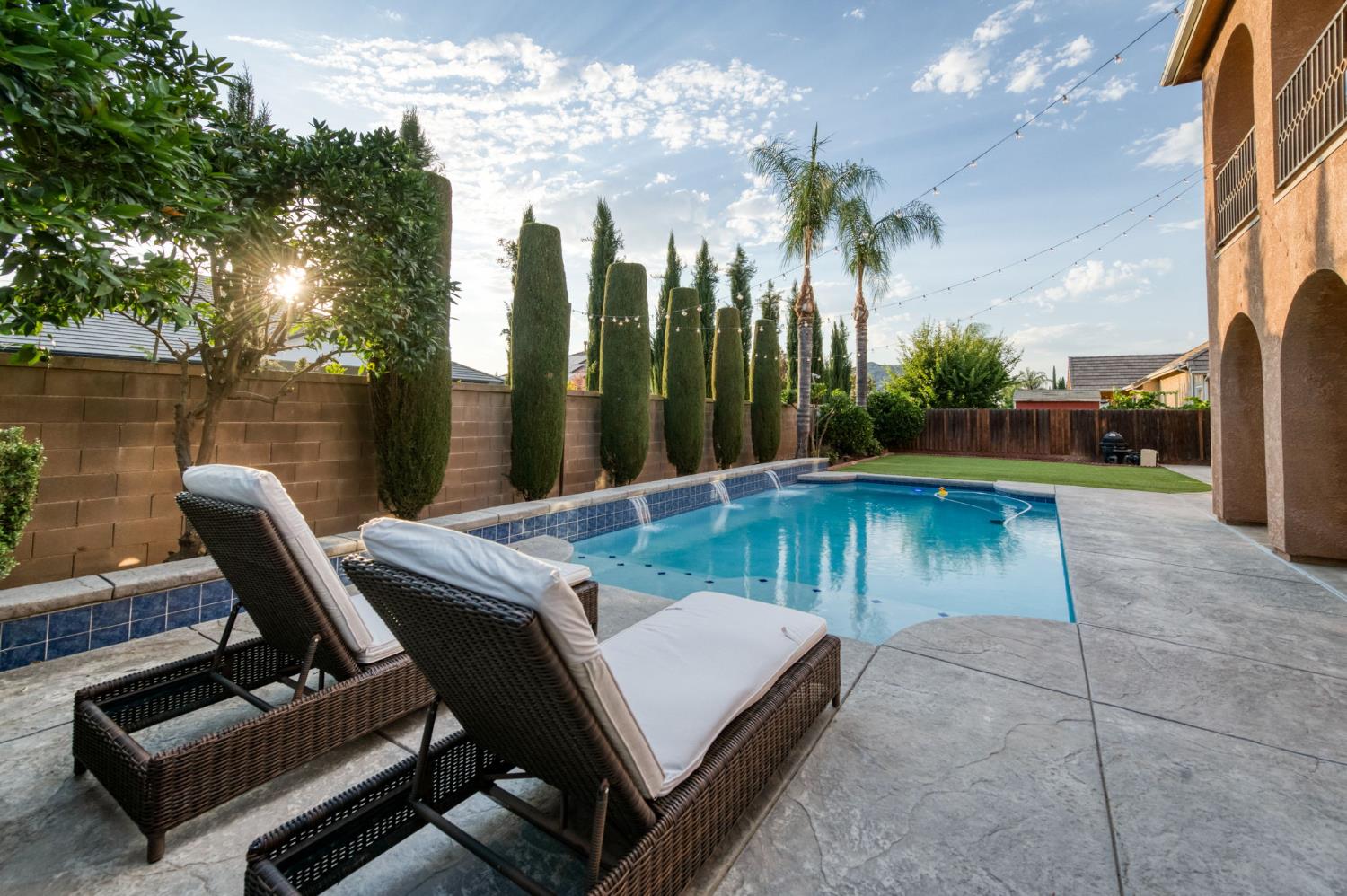 1802 N Kaweah Ave, Clovis, CA 93619