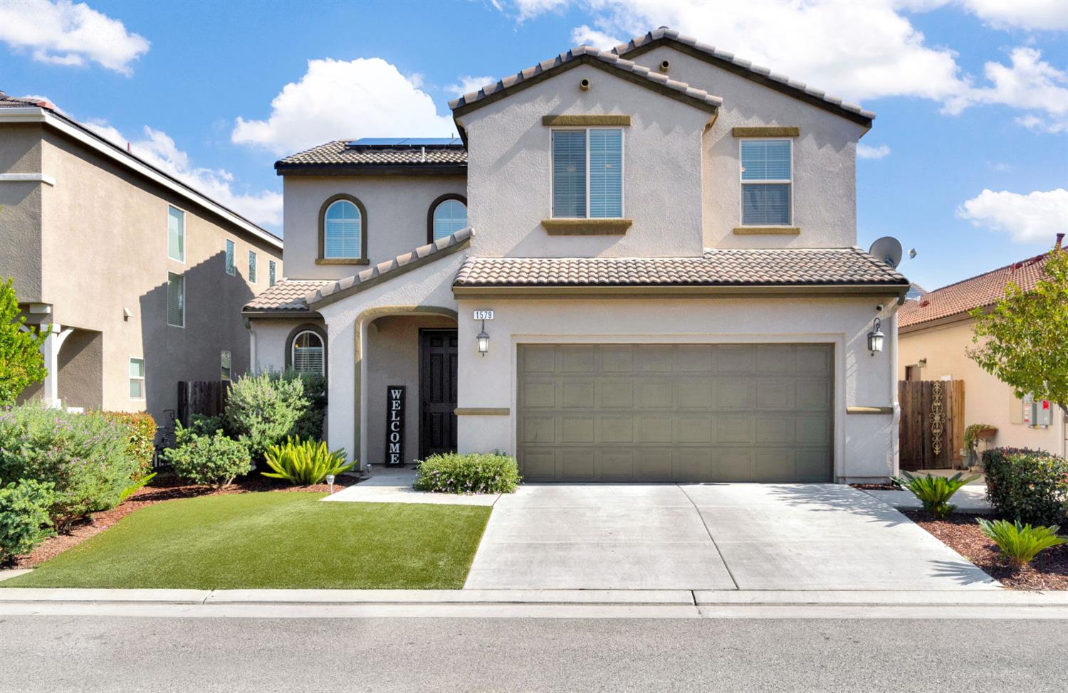 1579 Medellin Ln, Clovis, CA 93619