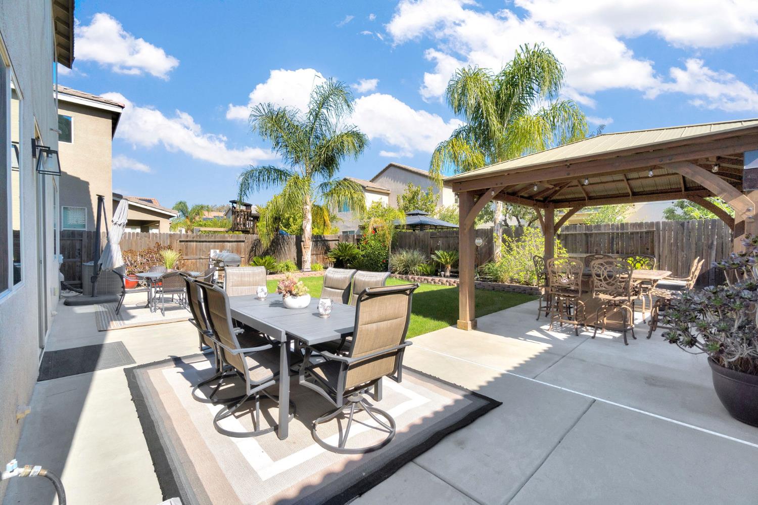1579 Medellin Ln, Clovis, CA 93619